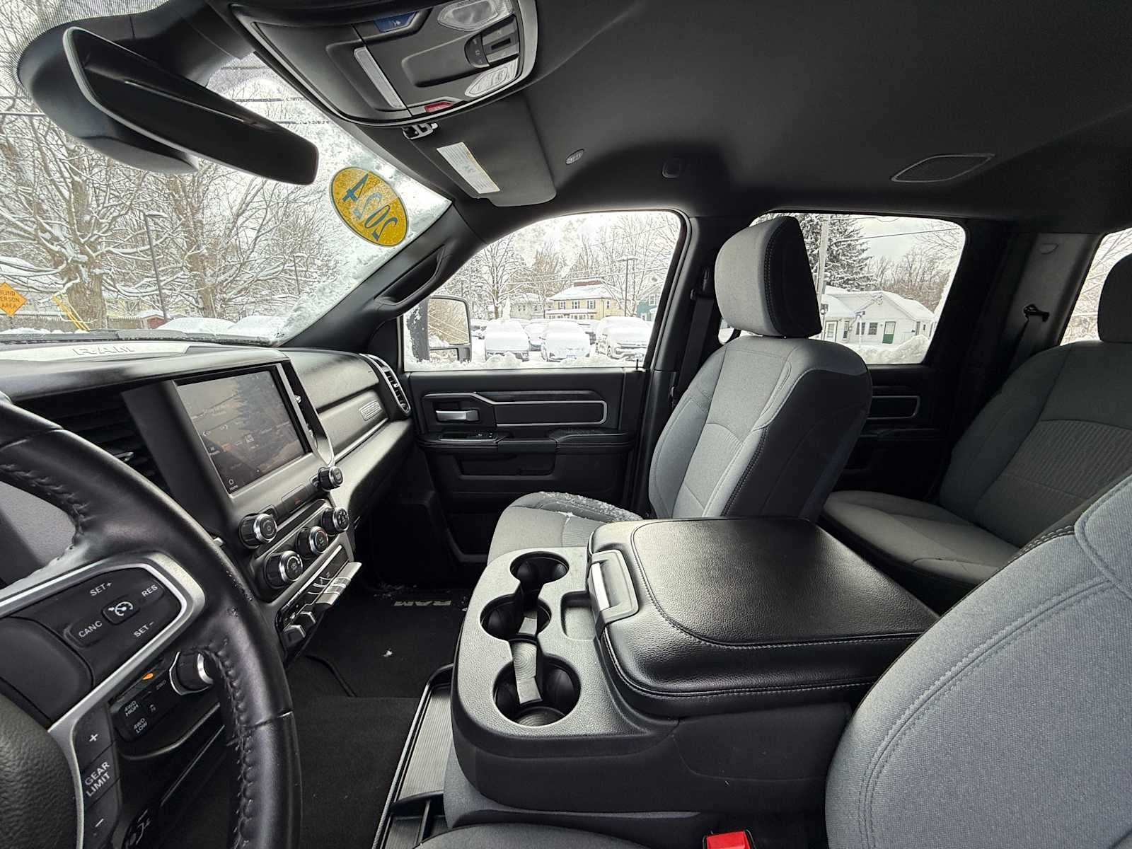 2024 RAM 2500 Big Horn Crew Cab 4x4 6'4" Box