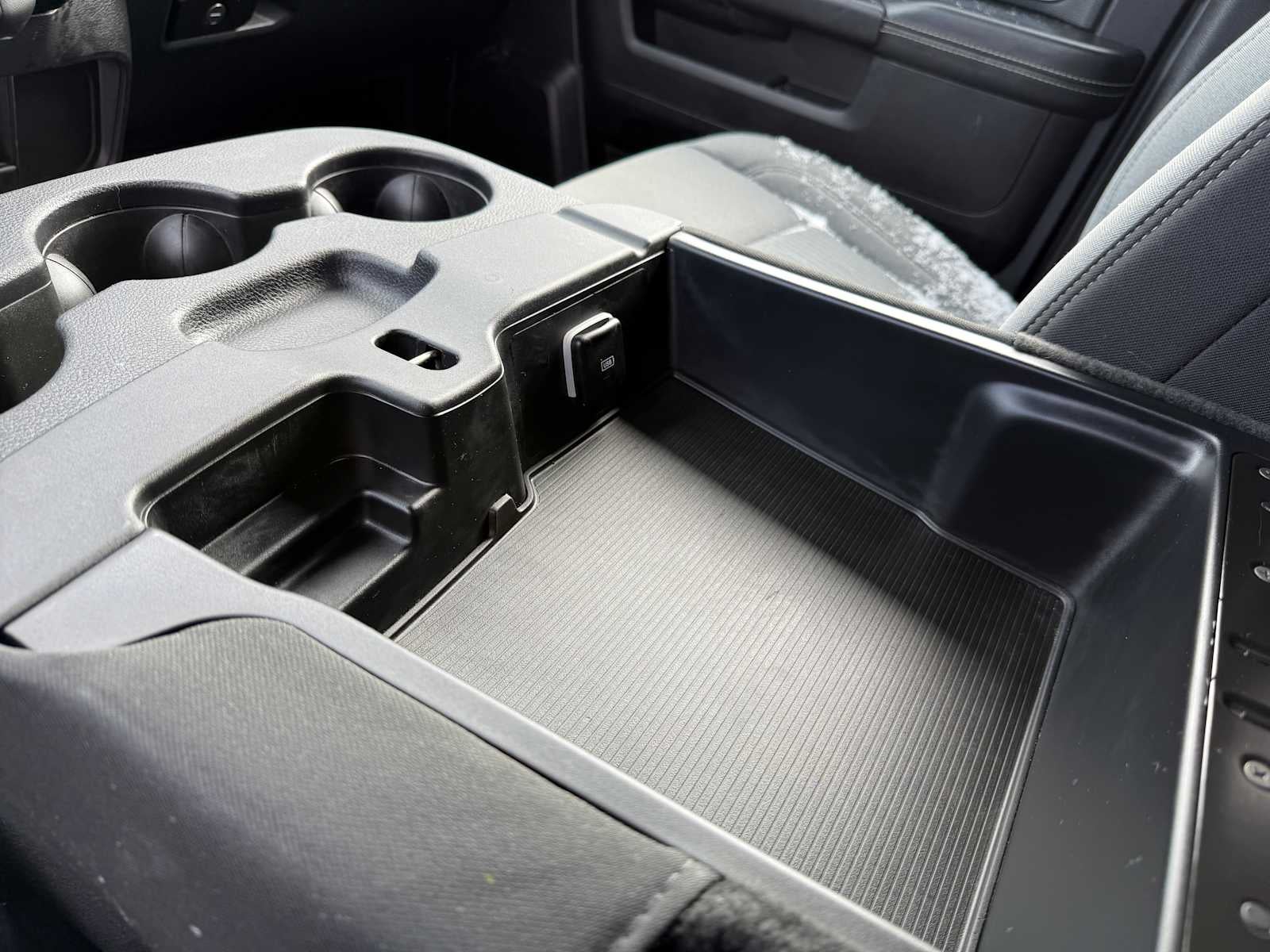 2024 RAM 2500 Big Horn Crew Cab 4x4 6'4" Box