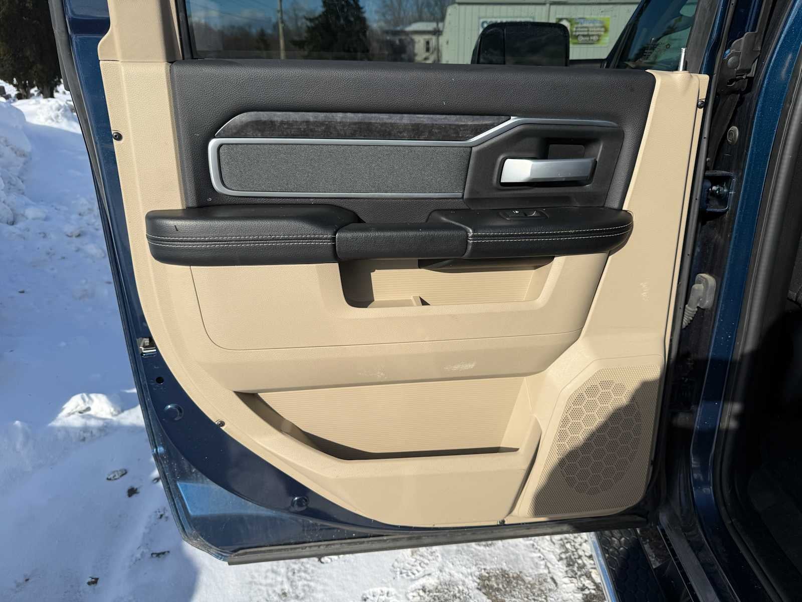 2021 RAM 2500 Big Horn Crew Cab 4x4 6'4" Box