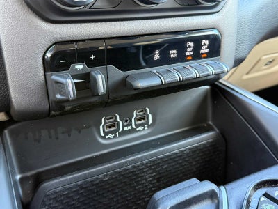 2021 RAM 2500 Big Horn Crew Cab 4x4 6'4" Box