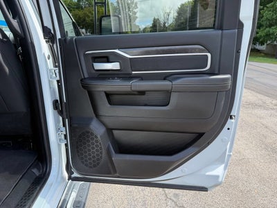 2024 RAM 2500 Big Horn Crew Cab 4x4 6'4" Box