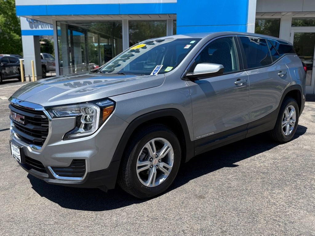 2024 GMC Terrain SLE