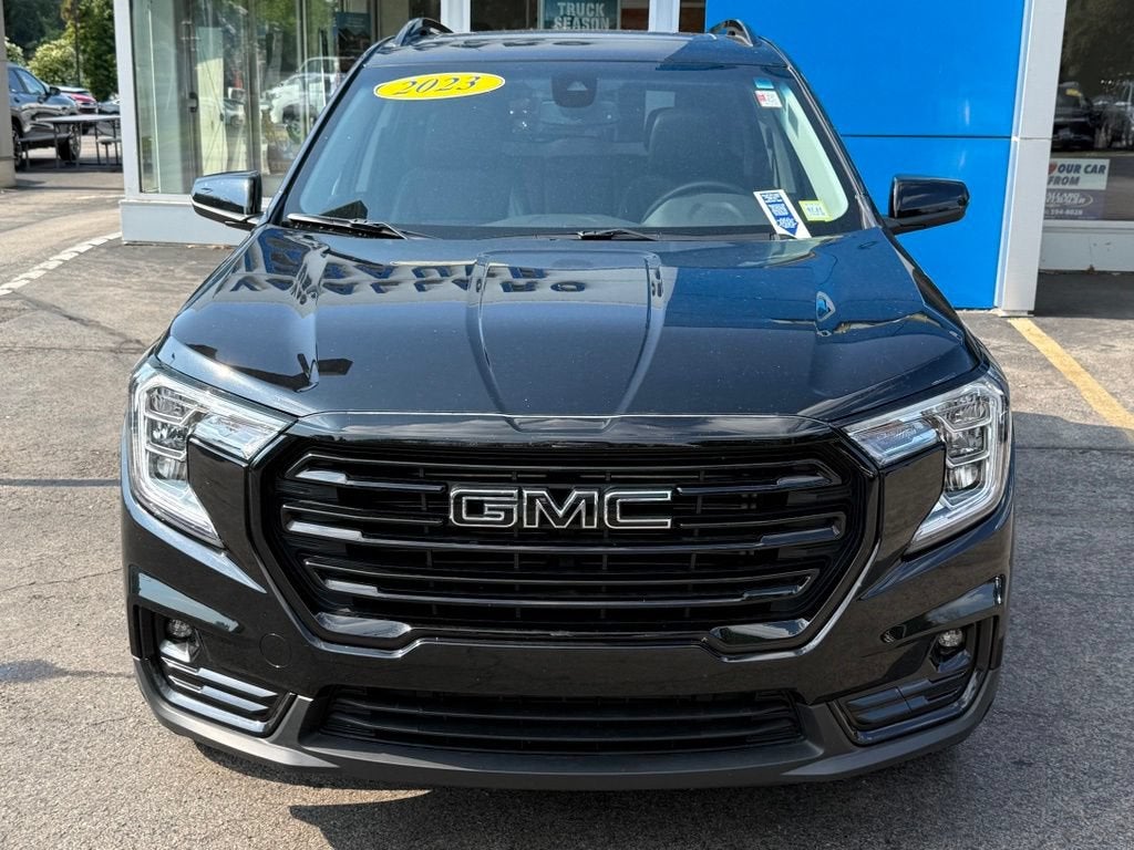2023 GMC Terrain SLT