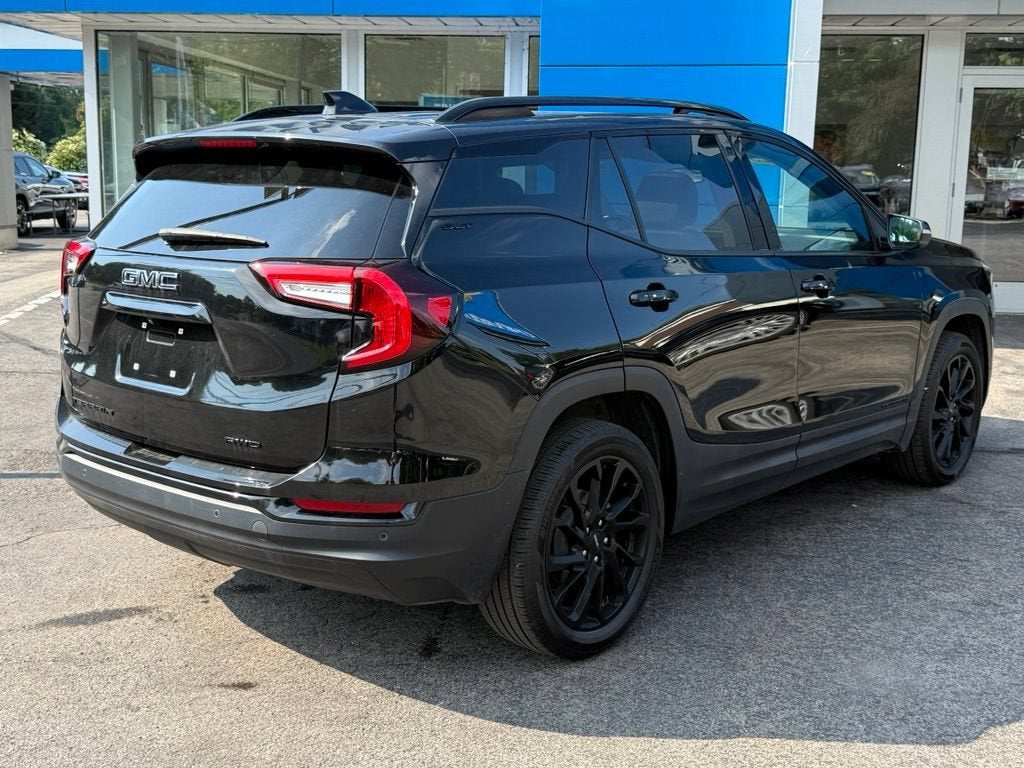 2023 GMC Terrain SLT