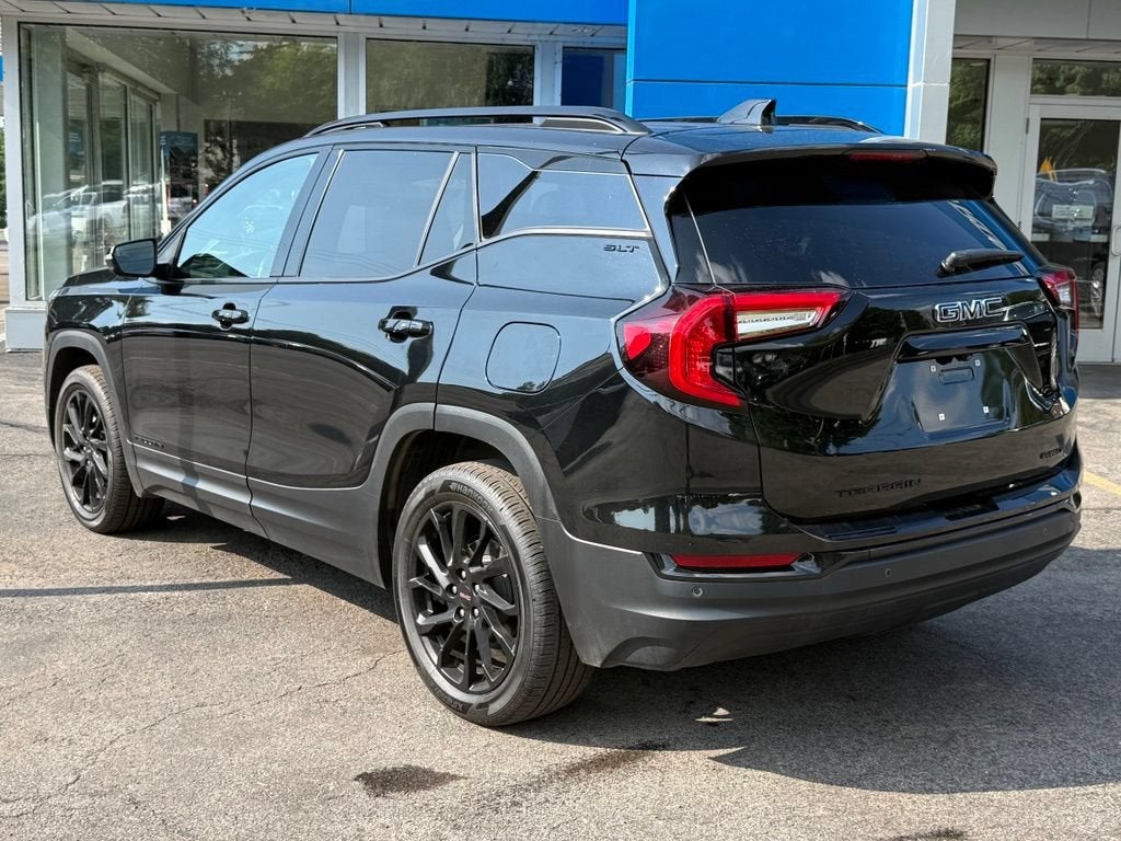 2023 GMC Terrain SLT