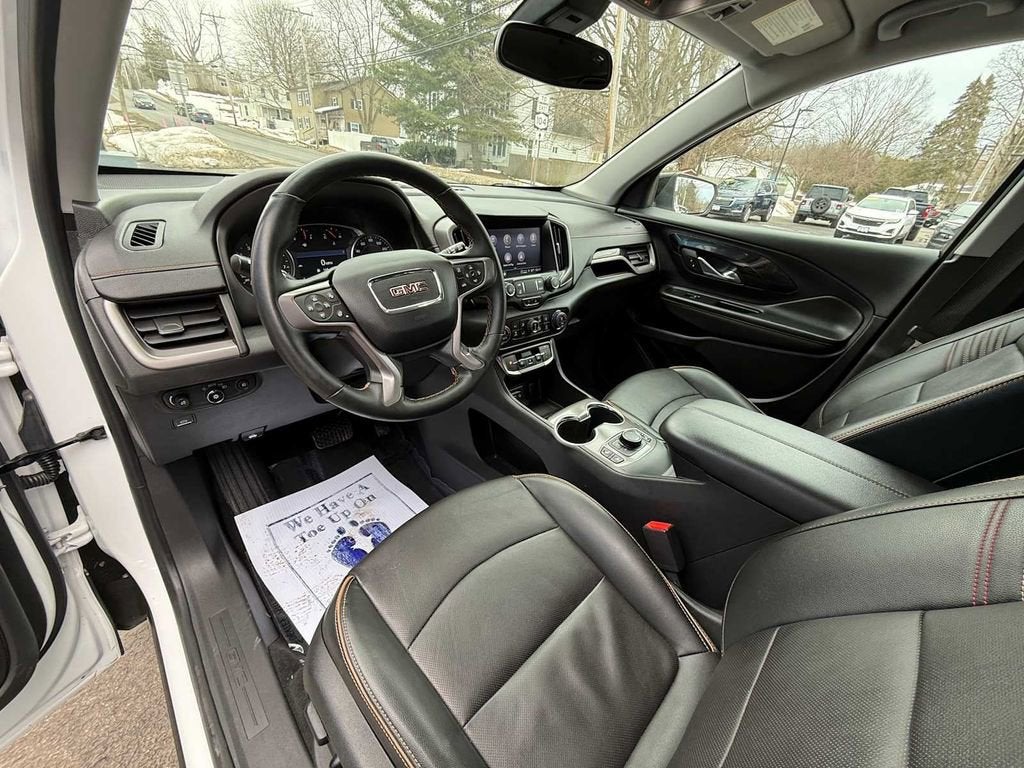 2023 GMC Terrain AT4