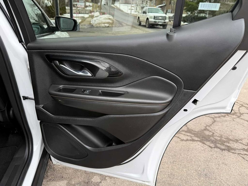 2023 GMC Terrain AT4