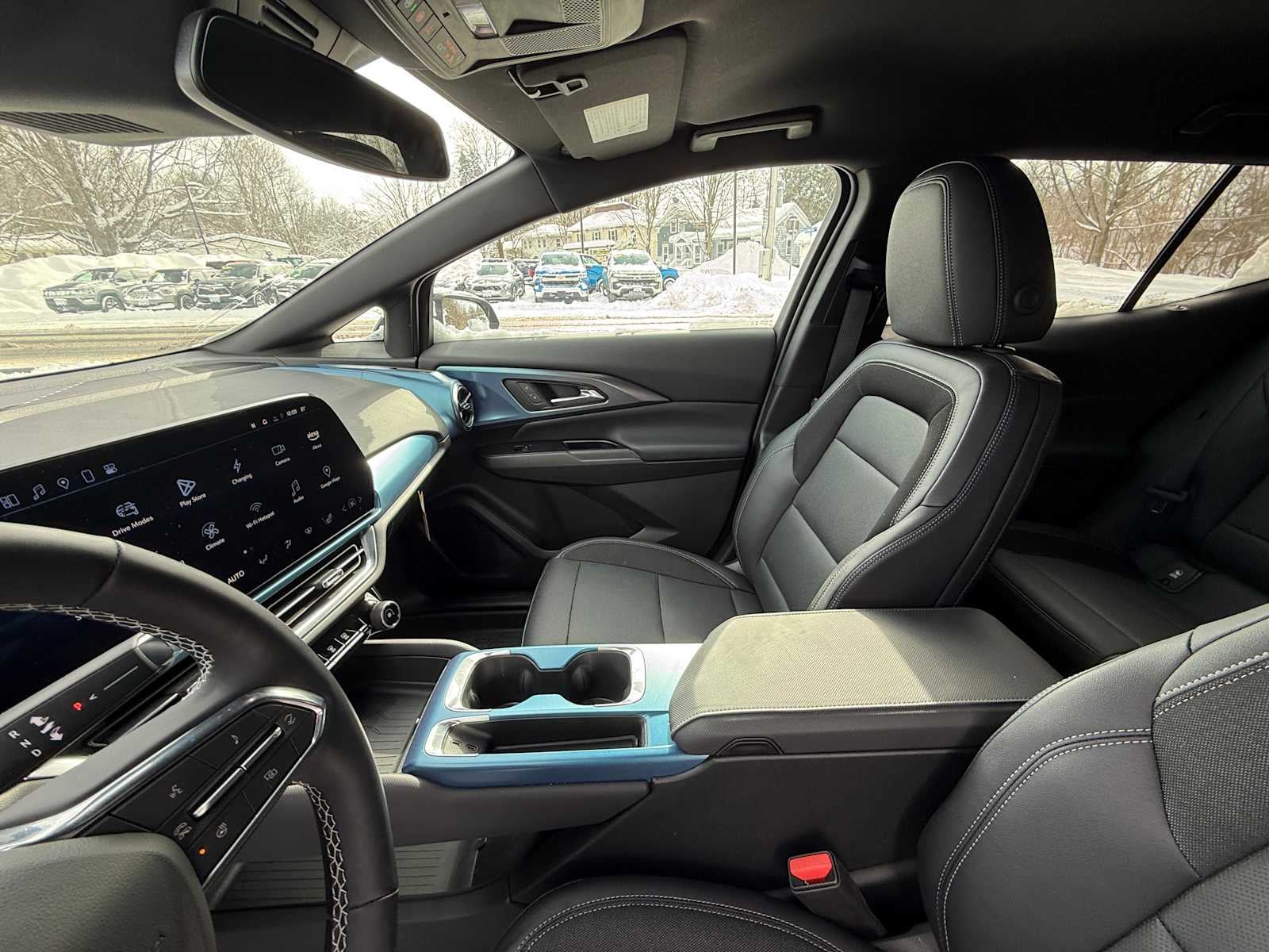 2025 Chevrolet Equinox EV LT