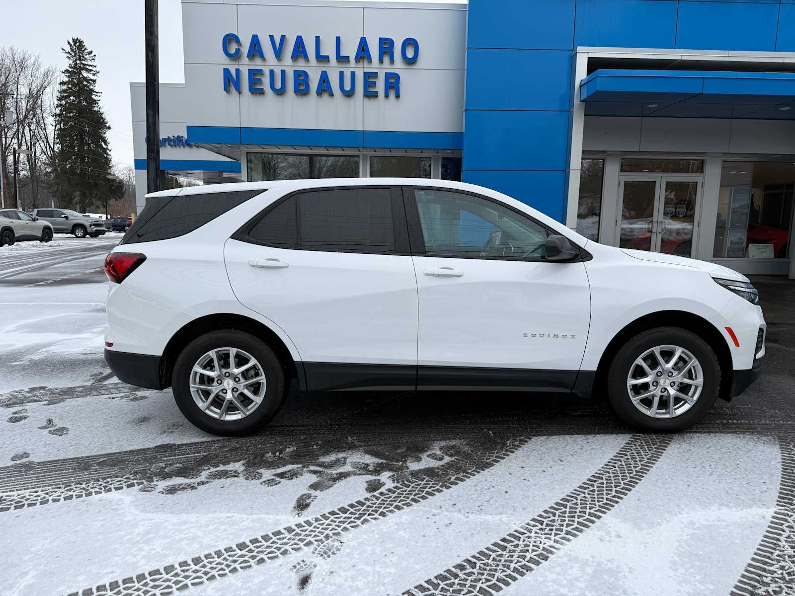 2023 Chevrolet Equinox LS