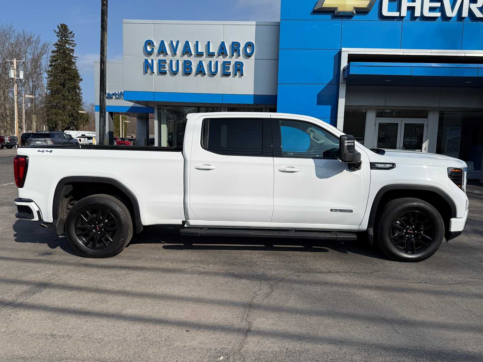 2024 GMC Sierra 1500 Elevation