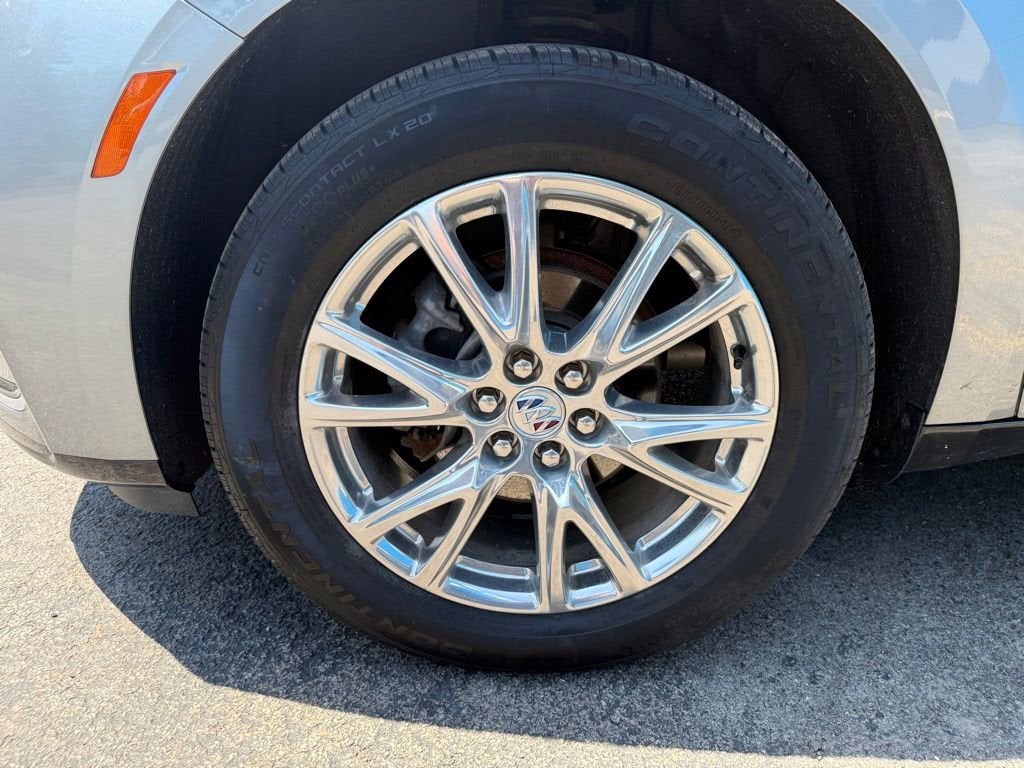 2023 Buick Enclave Essence