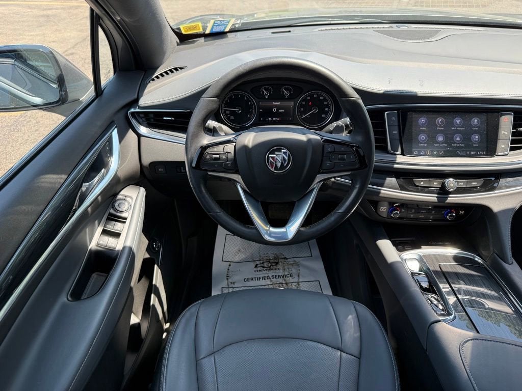 2023 Buick Enclave Essence