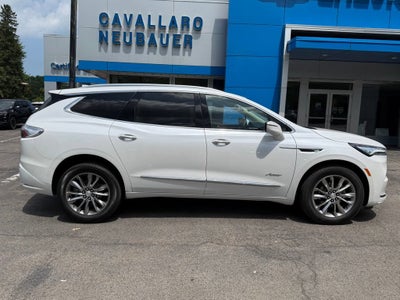 2022 Buick Enclave Avenir