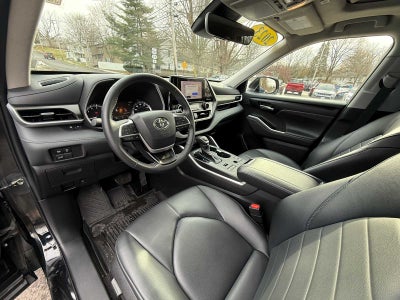 2023 Toyota Highlander XLE