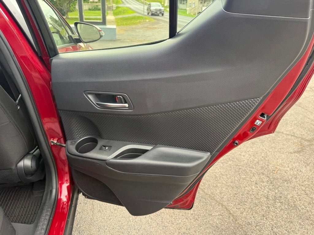 2019 Toyota C-HR XLE