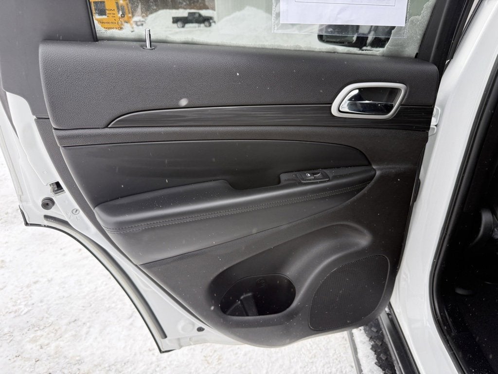 2021 Jeep Grand Cherokee Laredo E 4x4