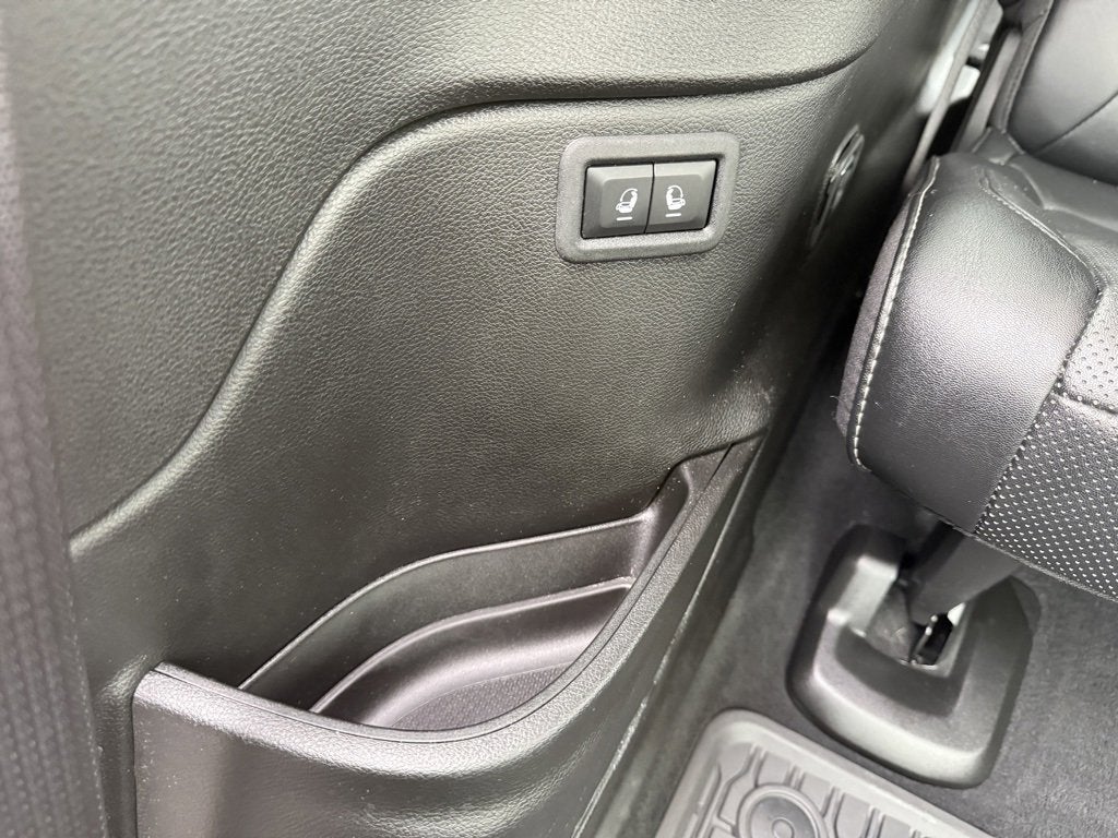 2024 Jeep Wagoneer L Series II Carbide