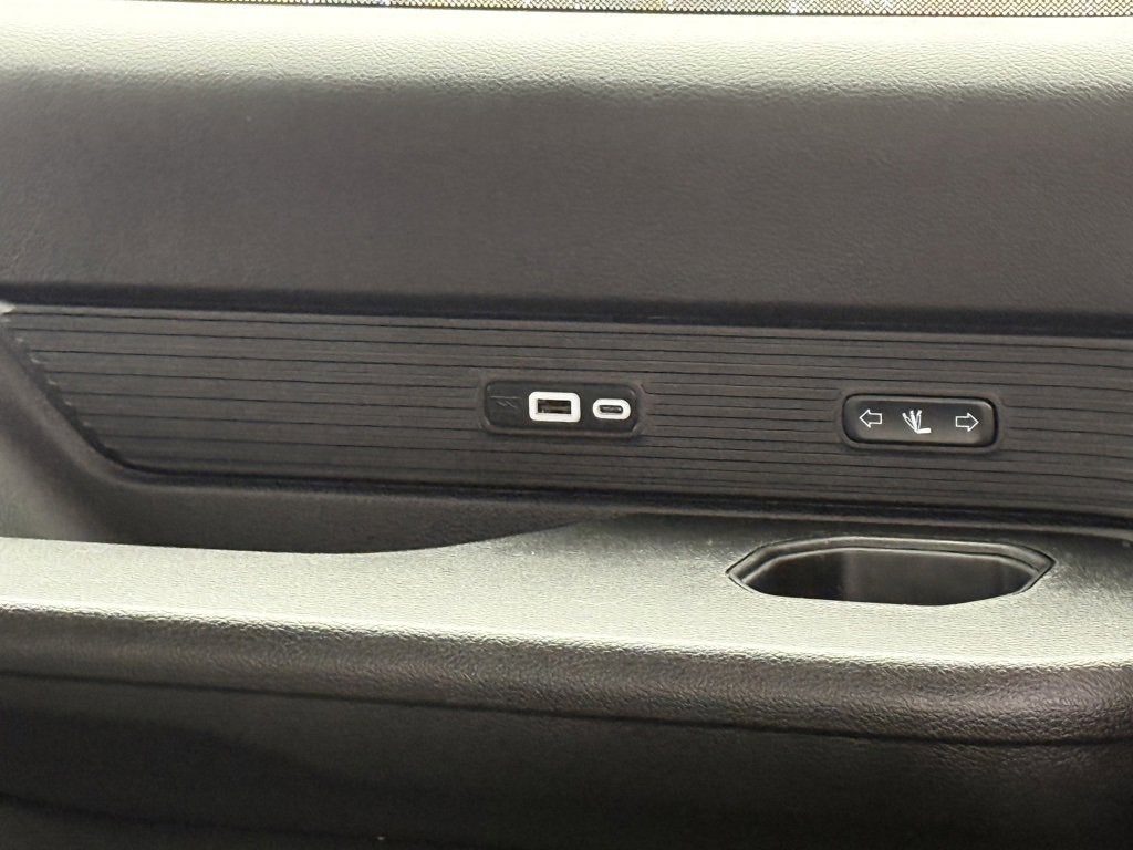 2024 Jeep Wagoneer L Series II Carbide