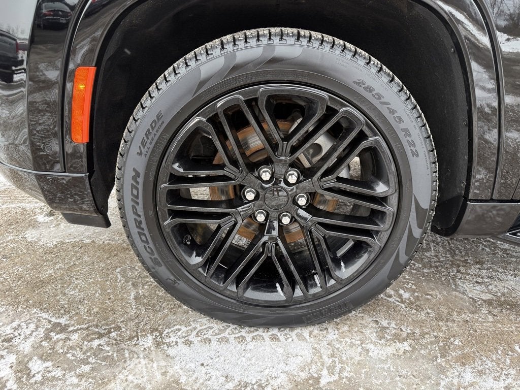 2024 Jeep Wagoneer L Series II Carbide