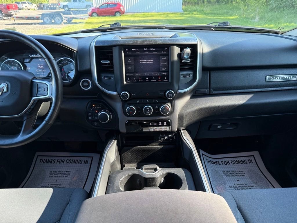 2020 RAM 1500 Big Horn Crew Cab 4x4 5'7" Box