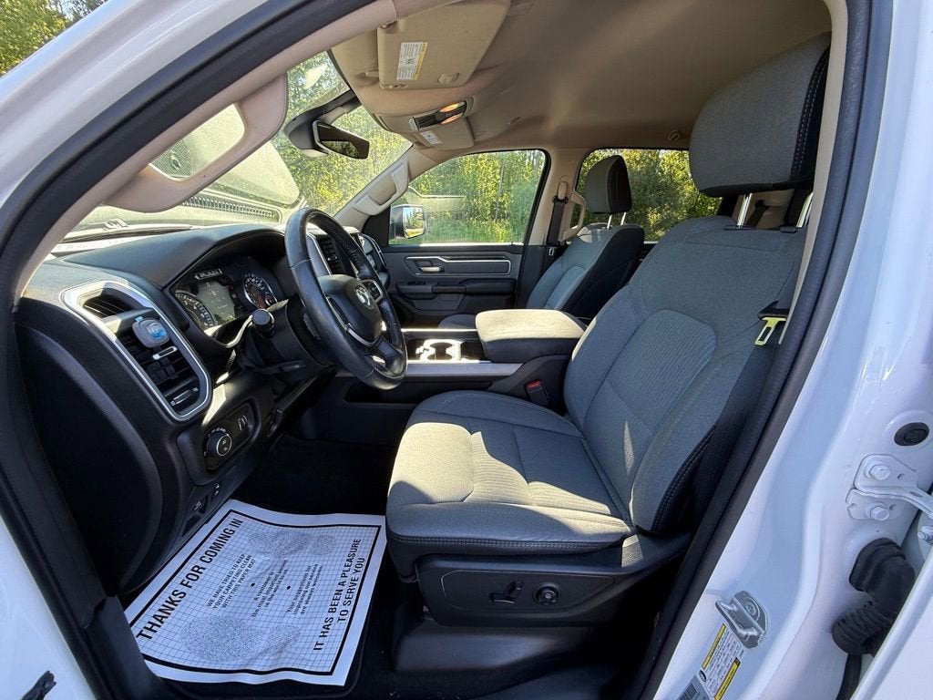 2020 RAM 1500 Big Horn Crew Cab 4x4 5'7" Box