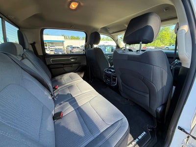 2020 RAM 1500 Big Horn Crew Cab 4x4 5'7" Box