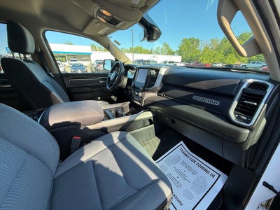 2020 RAM 1500 Big Horn Crew Cab 4x4 5'7" Box