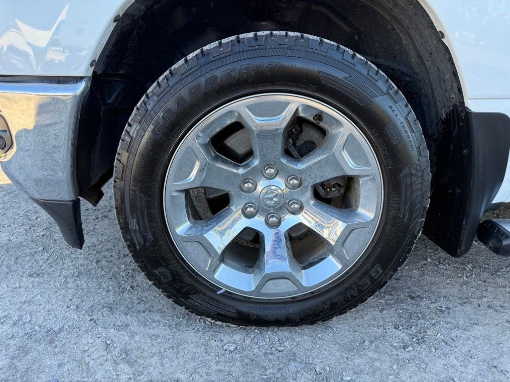 2020 RAM 1500 Big Horn Crew Cab 4x4 5'7" Box