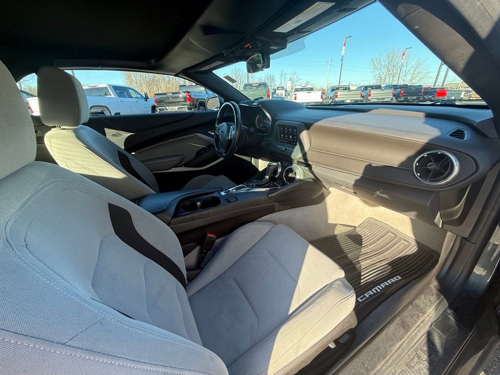 2023 Chevrolet Camaro 1LT