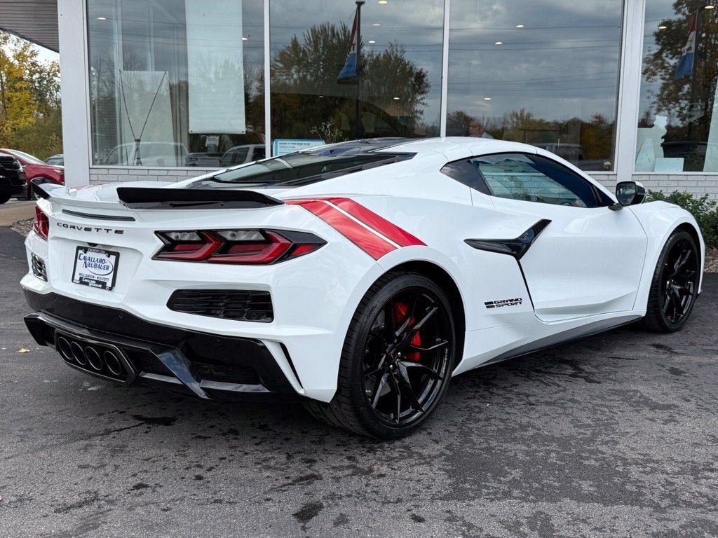 2027 Chevrolet Corvette Grand Sport 2LT