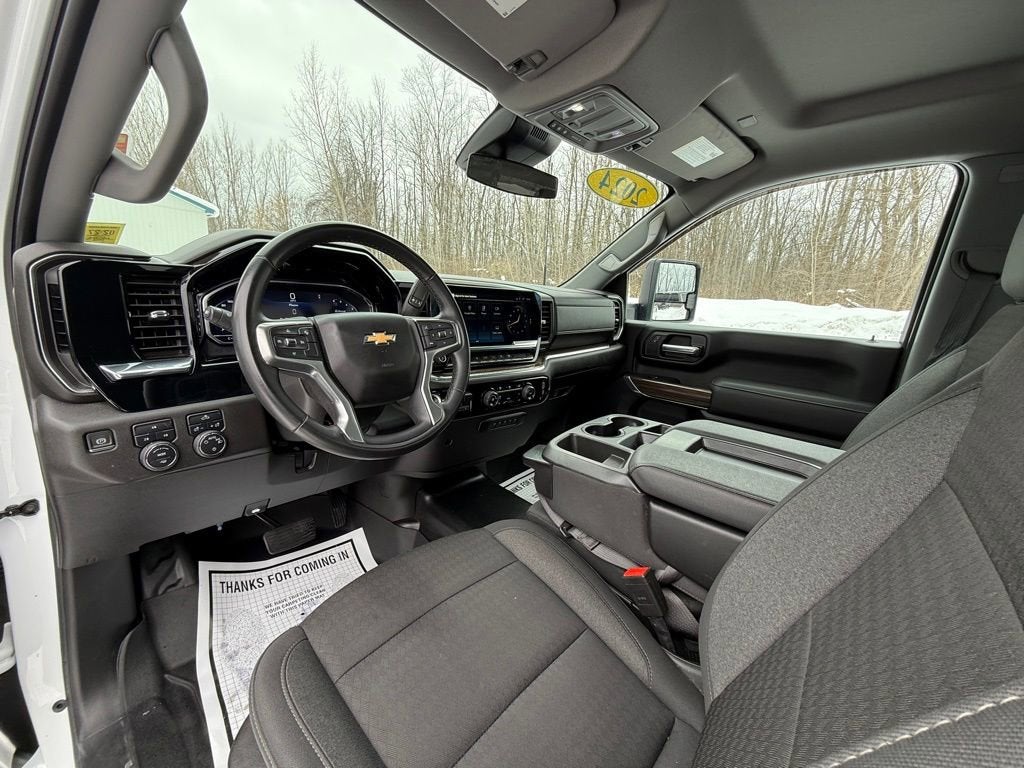 2024 Chevrolet Silverado 3500 HD LT