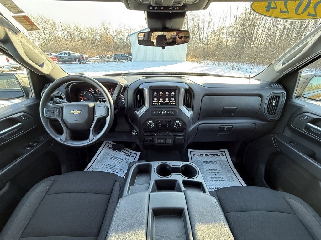 2024 Chevrolet Silverado 1500 Custom