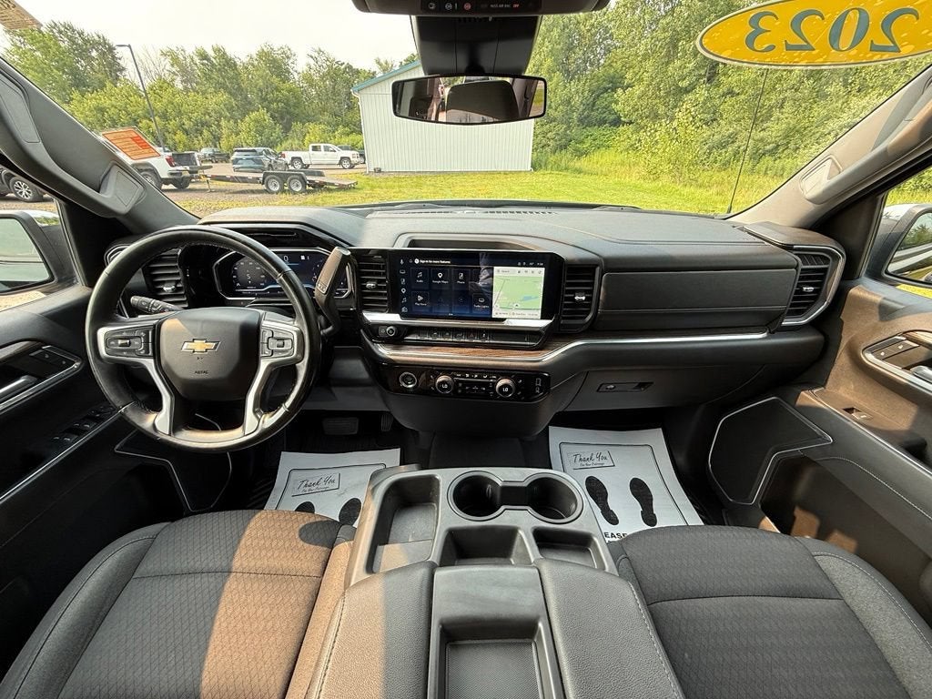 2023 Chevrolet Silverado 1500 LT (2FL)