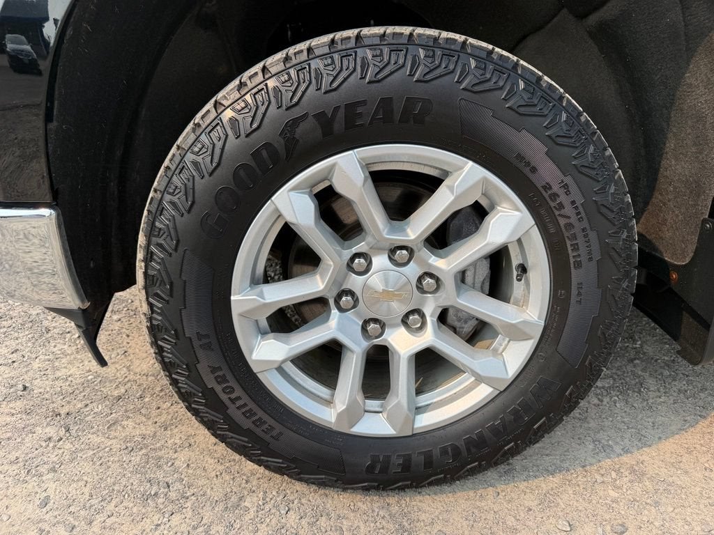 2023 Chevrolet Silverado 1500 LT (2FL)