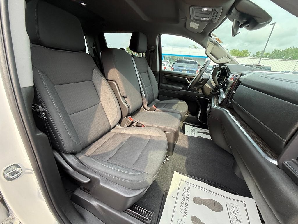 2024 Chevrolet Silverado 1500 LT (2FL)