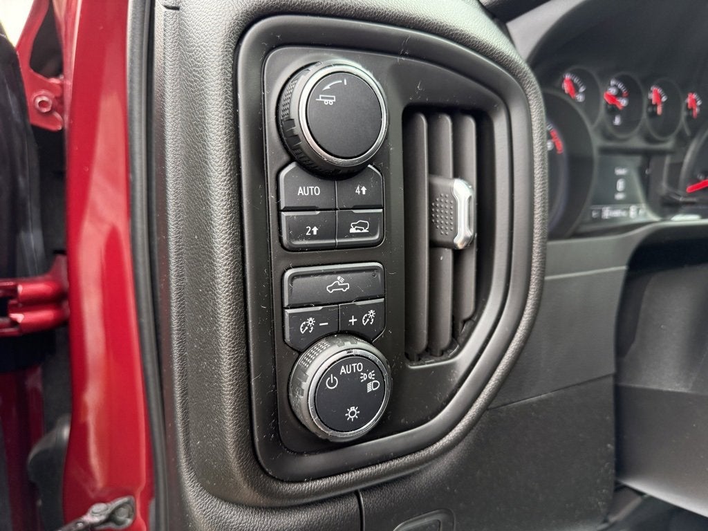 2020 Chevrolet Silverado 1500 Custom