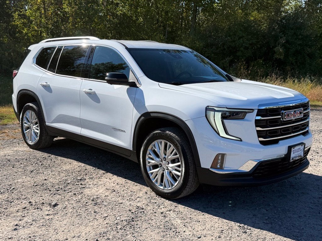 2024 GMC Acadia Elevation