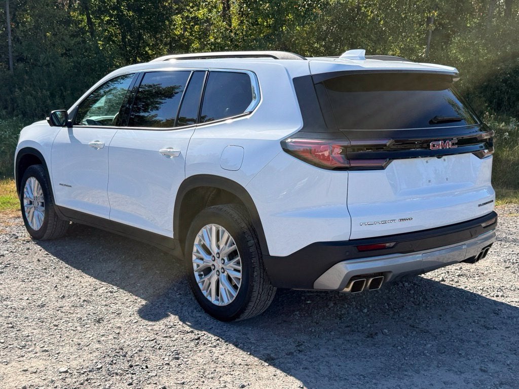 2024 GMC Acadia Elevation