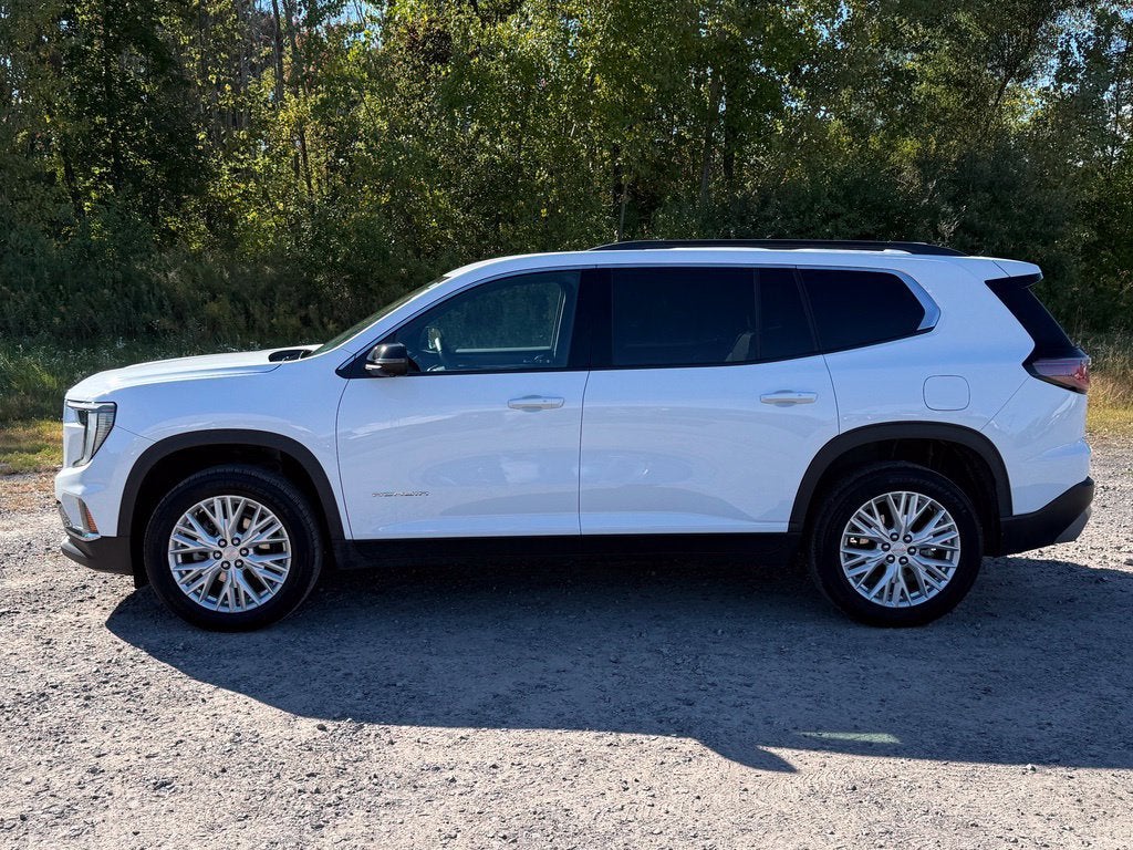 2024 GMC Acadia Elevation