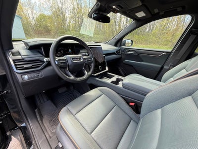 2024 GMC Acadia AT4