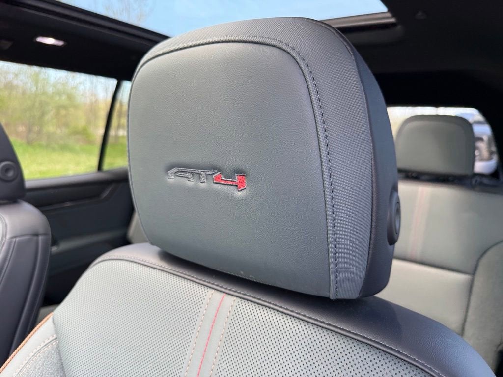 2024 GMC Acadia AT4
