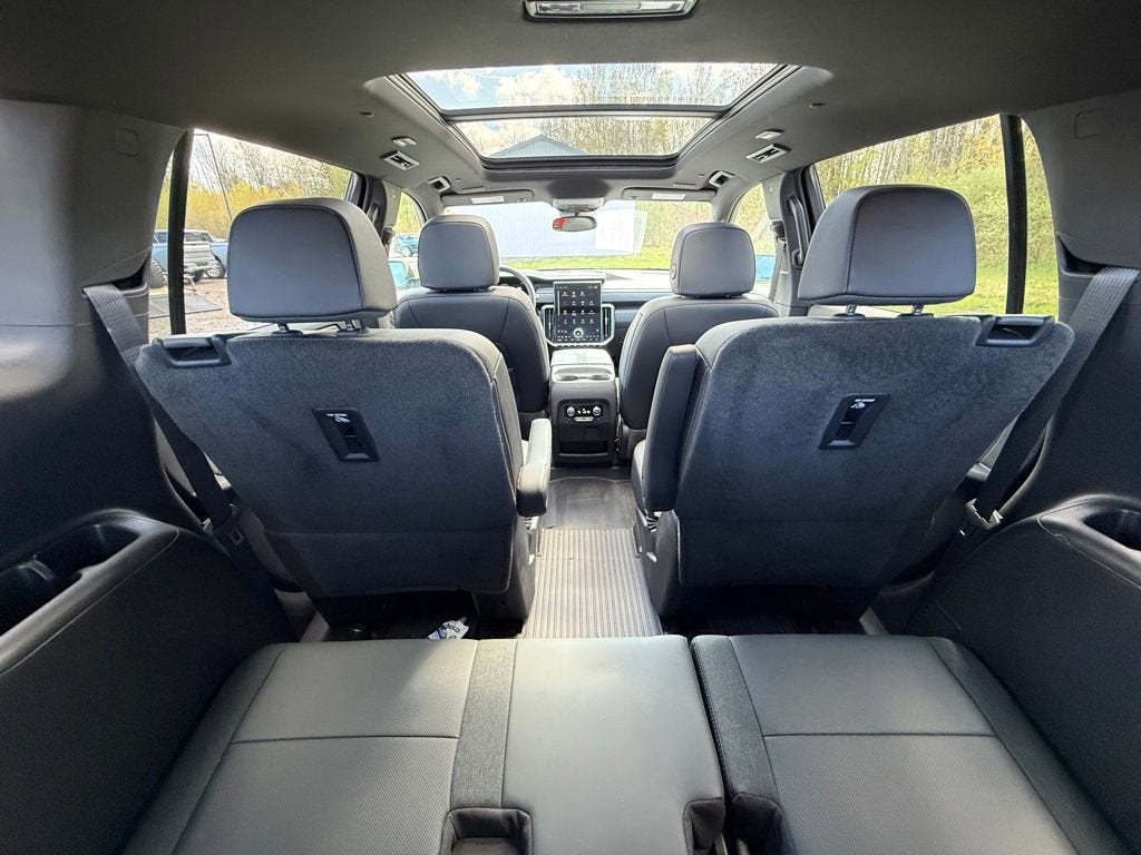 2024 GMC Acadia AT4