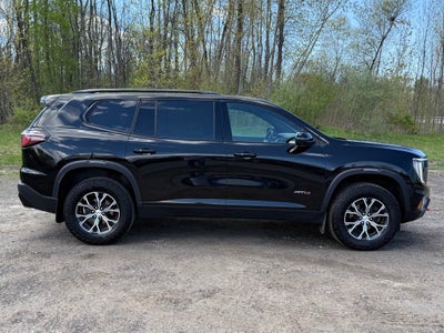 2024 GMC Acadia AT4