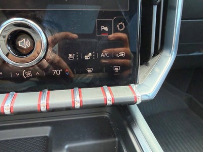 2024 GMC Acadia AT4