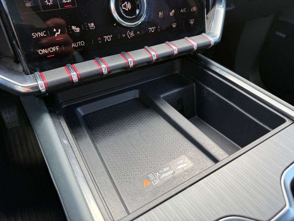 2024 GMC Acadia AT4