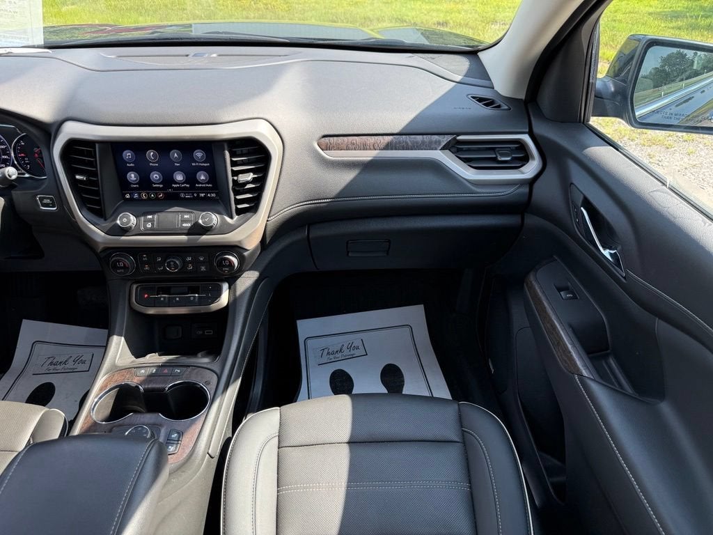 2023 GMC Acadia Denali