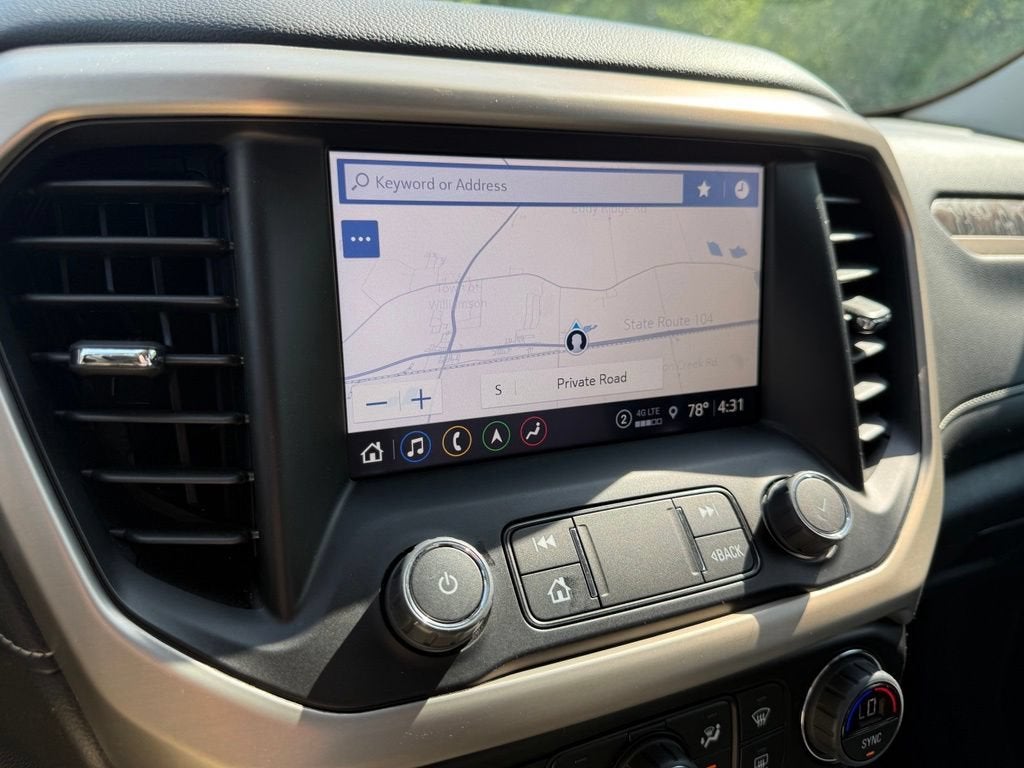2023 GMC Acadia Denali