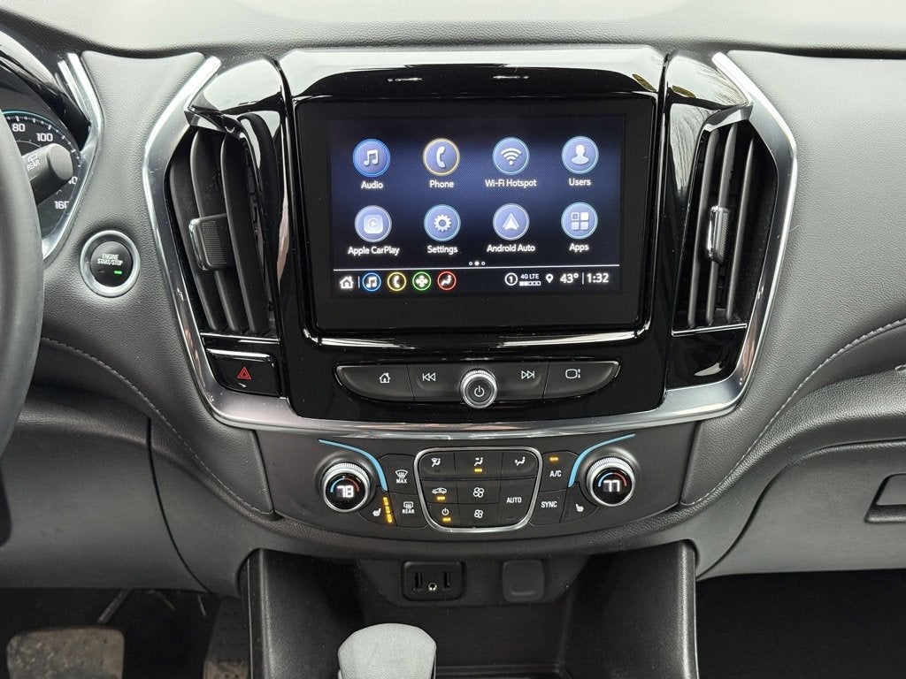 2023 Chevrolet Traverse LT Cloth