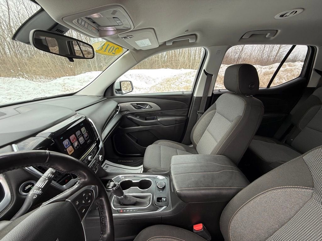 2018 Chevrolet Traverse LT Cloth