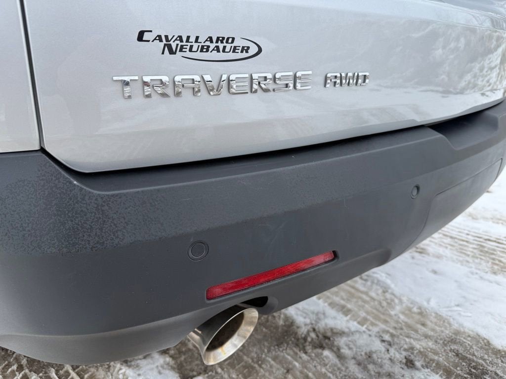 2018 Chevrolet Traverse LT Cloth